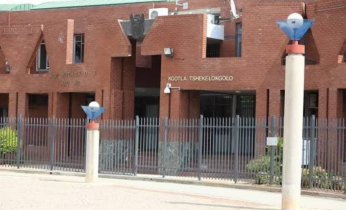 Appeal lapses automatically after attorneys fail to file record and secure hearing date on time