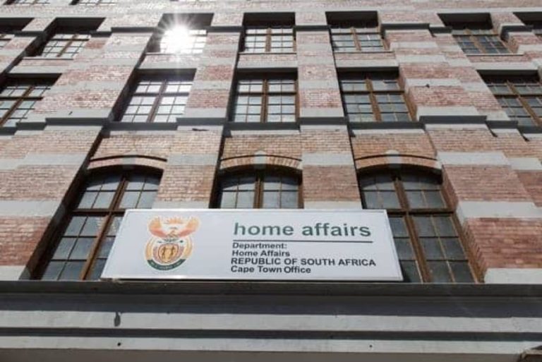 Home Affairs ordered to stop blocking citizenship applications