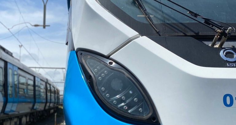 PRASA liable after robber drags passenger from moving train through open carriage door