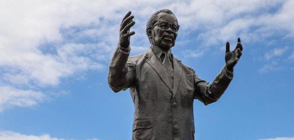 Questionable Statue Bronze legacy or questionable priorities? UP expert on Durban’s new ...