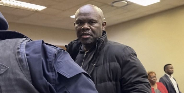 Wondering why the police chief accused of rape could not be named upon arrest? Here’s why Suspended Deputy Police Commissioner Lieutenant-General Shadrack Sibiya arriving at the Randburg Magistrate's Court.