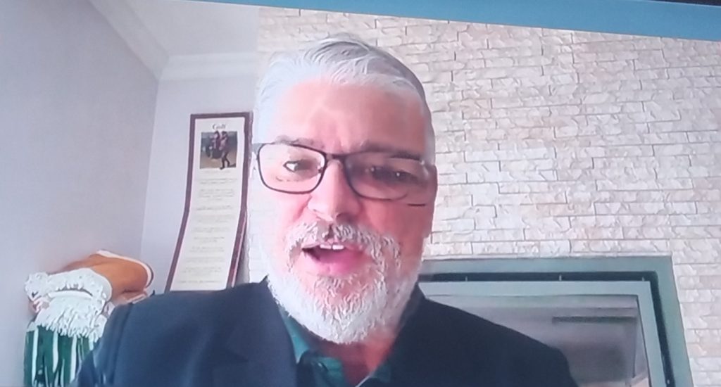 Specialist immigration lawyer Craig Smith discussing the Constitutional Court asylum ruling on Newzroom Afrika.